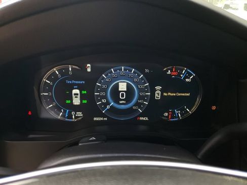 Used 2020 Cadillac Escalade ESV Premium Luxury AWD/4WD image 29