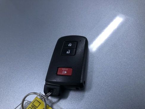 Used 2023 Toyota Tacoma TRD Off-Road image 27