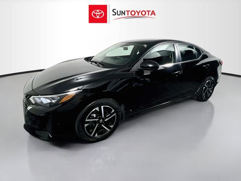 Used 2024 Nissan Sentra SV FWD image 9