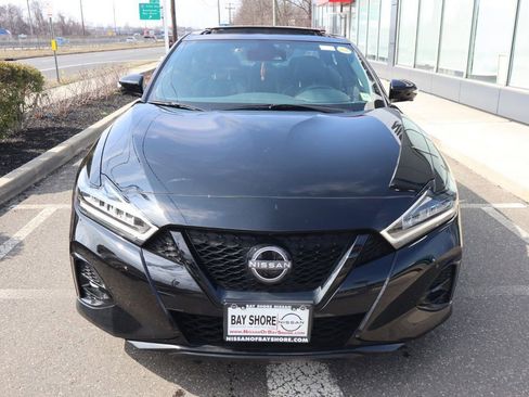 Certified 2023 Nissan Maxima SR w/ Sport Mat Group image 5