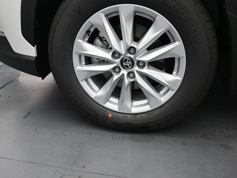 New 2026 Toyota Corolla Cross LE image 18