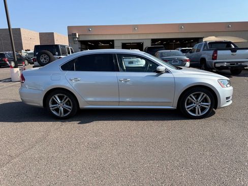 Used 2014 Volkswagen Passat 2.5 SE FWD image 4