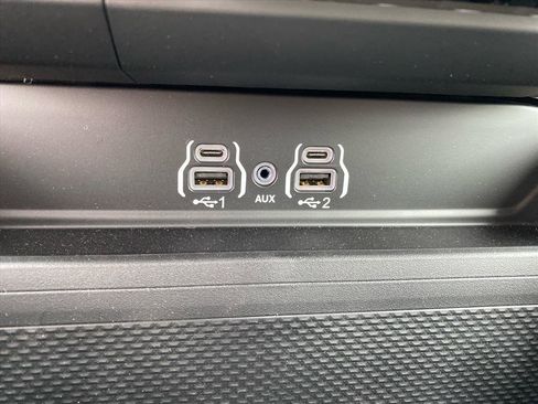 New 2026 RAM 2500 Big Horn AWD/4WD image 9