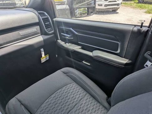 New 2026 RAM 3500 Big Horn AWD/4WD image 17