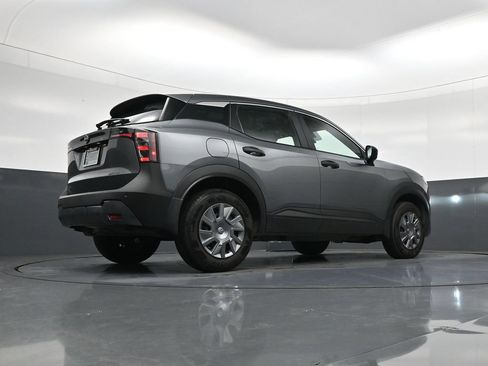Used 2025 Nissan Kicks S FWD image 23