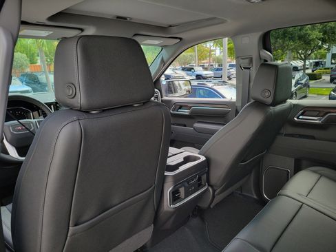 New 2026 GMC Sierra 1500 SLT w/ SLT Premium Plus Package AWD/4WD image 14