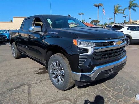 Certified 2025 Chevrolet Silverado 1500 LT image 2