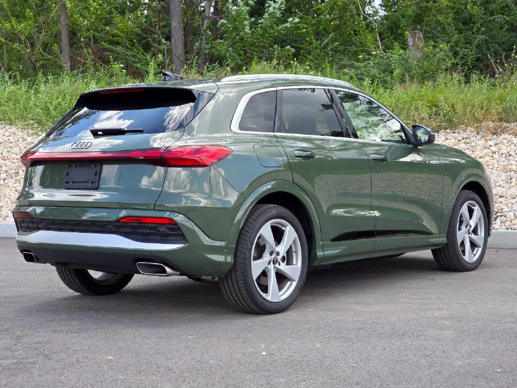 Used 2025 Audi Q5 Prestige AWD/4WD image 6