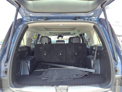 Used 2025 Hyundai Santa Fe Limited FWD image 24