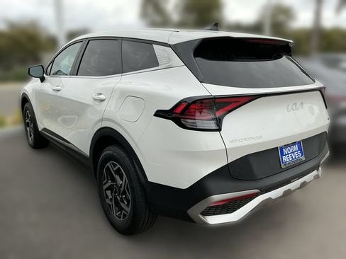 Used 2023 Kia Sportage LX AWD/4WD image 5