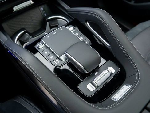 New 2026 Mercedes-Benz GLE 53 AMG 4MATIC Coupe image 32