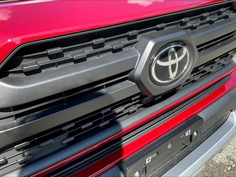 Used 2023 Toyota RAV4 Adventure image 40