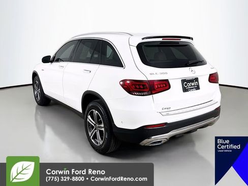 Used 2021 Mercedes-Benz GLC 300 4MATIC image 5
