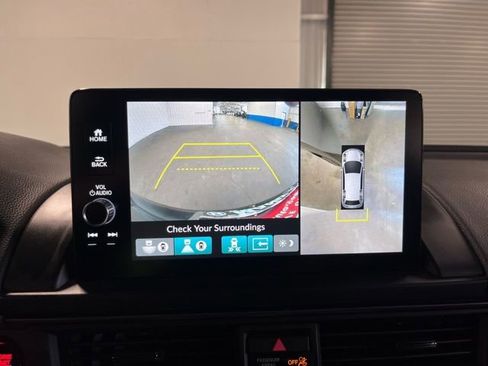 Used 2025 Honda Pilot TrailSport image 26