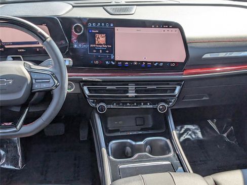 Used 2024 Chevrolet Traverse RS w/ LPO, Floor Liner Package image 22