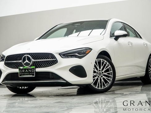Used 2025 Mercedes-Benz CLA 250 CLA 250 image 1