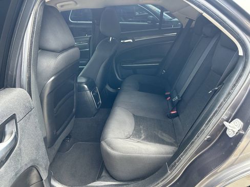 Used 2019 Chrysler 300 Touring w/ Sport Appearance Package RWD image 16