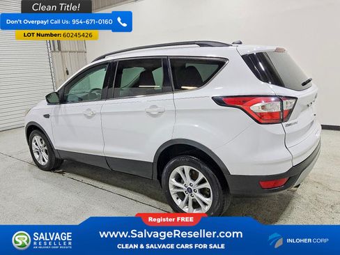 Used 2018 Ford Escape SE FWD image 3