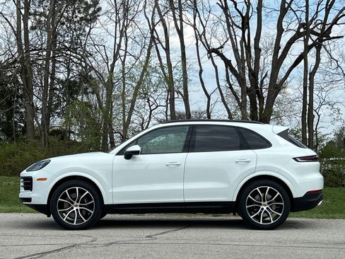 New 2026 Porsche Cayenne AWD/4WD image 2