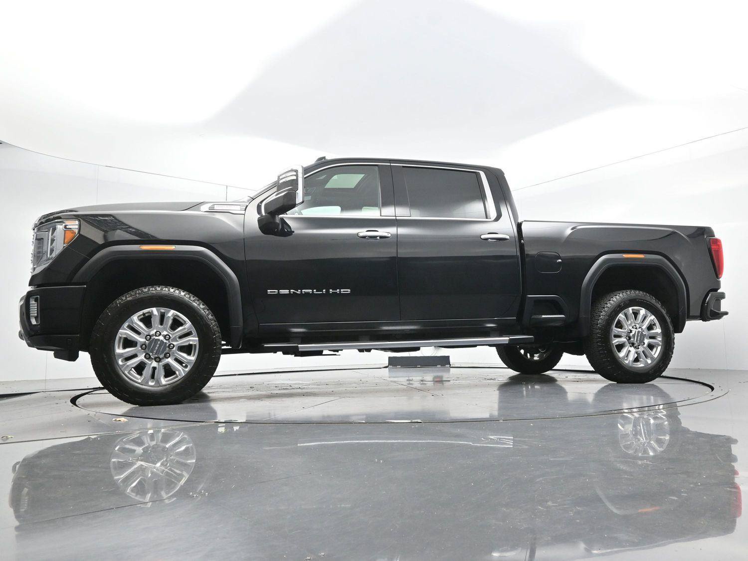 Used 2020 GMC Sierra 2500 Denali w/ Denali Ultimate Package AWD/4WD image 48