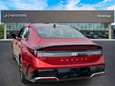 Certified 2025 Hyundai Sonata SEL FWD image 7