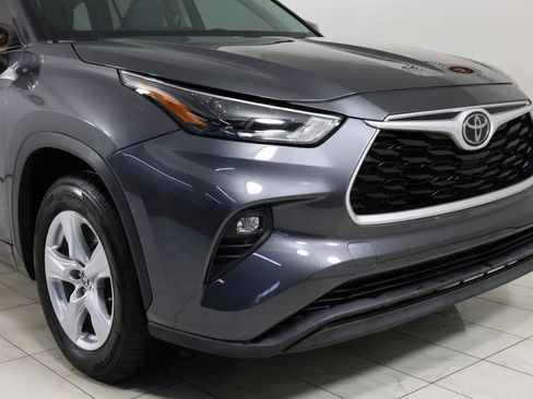 Used 2023 Toyota Highlander LE image 39