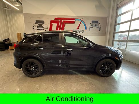 Used 2024 Buick Encore GX Sport Touring image 4