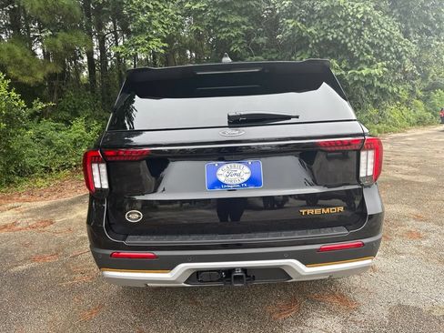 New 2026 Ford Explorer Tremor w/ Tremor Ultimate Package AWD/4WD image 9