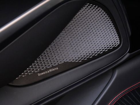 New 2026 Aston Martin DBX S image 21