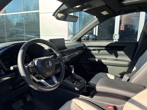 Used 2024 Honda CR-V Sport Touring image 12