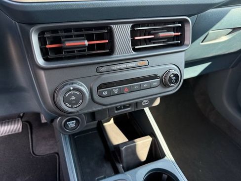 Used 2026 Ford Maverick Lariat w/ 4K Tow Package AWD/4WD image 18