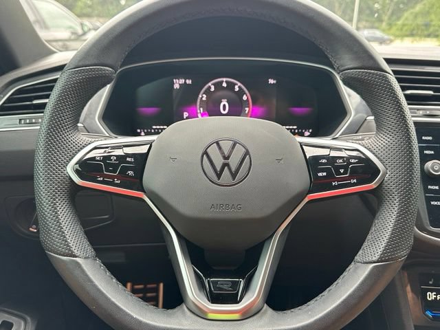 Certified 2024 Volkswagen Tiguan SE R-Line AWD/4WD image 41