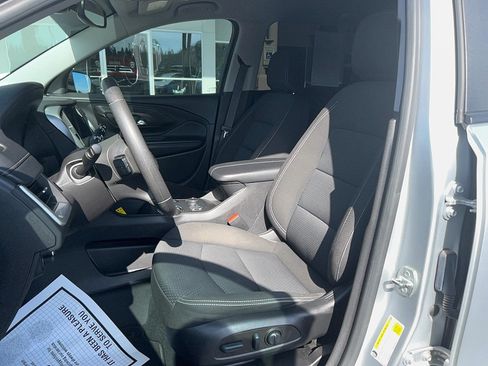 Used 2022 GMC Terrain SLE w/ Driver Convenience Package AWD/4WD image 17