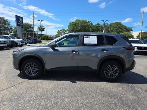 Used 2023 Nissan Rogue S FWD image 7