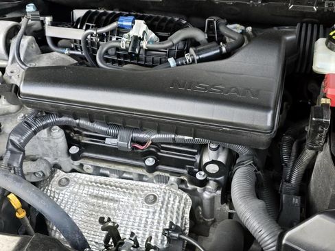 Used 2020 Nissan Rogue SV image 8