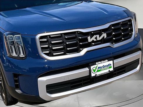 Used 2025 Kia Telluride S AWD/4WD image 35