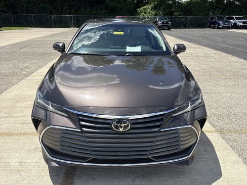 Used 2020 Toyota Avalon Limited w/ Protection Package FWD image 2