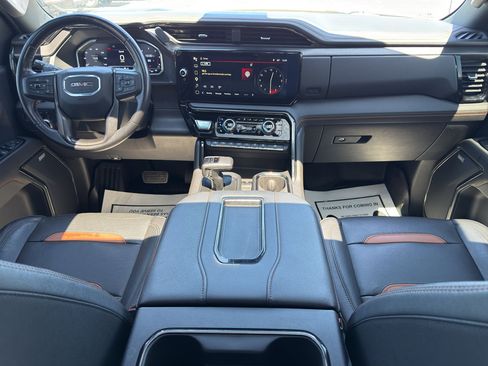 Used 2022 GMC Sierra 1500 AT4 w/ Technology Package AWD/4WD image 20