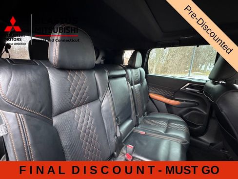 Used 2022 Mitsubishi Outlander SEL FWD image 13