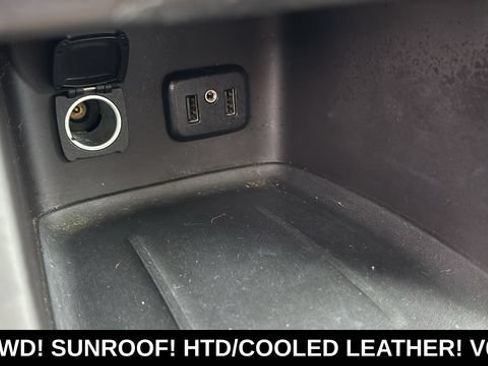 Used 2017 GMC Acadia Denali AWD/4WD image 22
