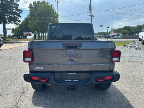 Used 2021 Jeep Gladiator Rubicon w/ Trailer Tow Package AWD/4WD image 4