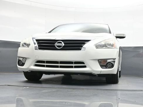 Used 2015 Nissan Altima 2.5 SL w/ Technology Package FWD image 37