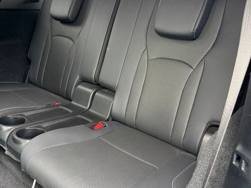 Used 2018 Lexus RX 450hL Premium w/ Premium Package image 11