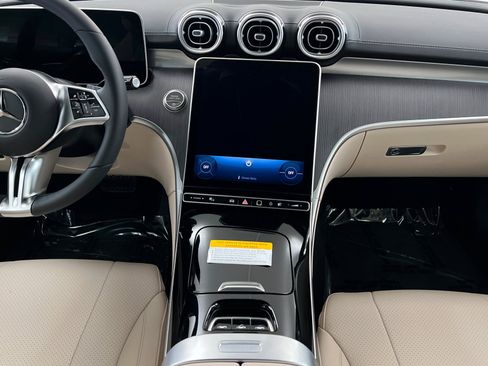 New 2026 Mercedes-Benz CLE 300 4MATIC Cabriolet image 13