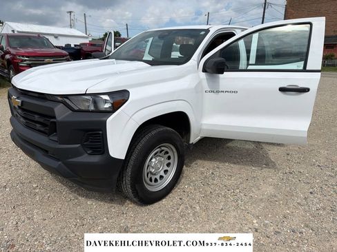 Used 2026 Chevrolet Colorado W/T AWD/4WD image 21