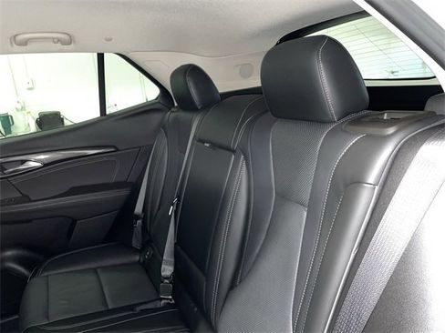Used 2023 Buick Envision Essence image 17