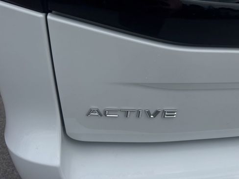 Used 2025 Ford Expedition Active AWD/4WD image 12