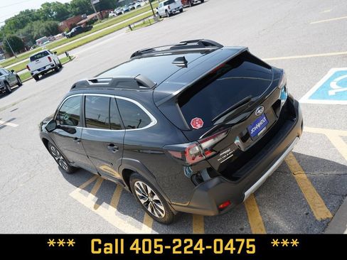 Used 2025 Subaru Outback Limited AWD/4WD image 12