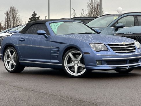 Used 2005 Chrysler Crossfire SRT-6 image 2