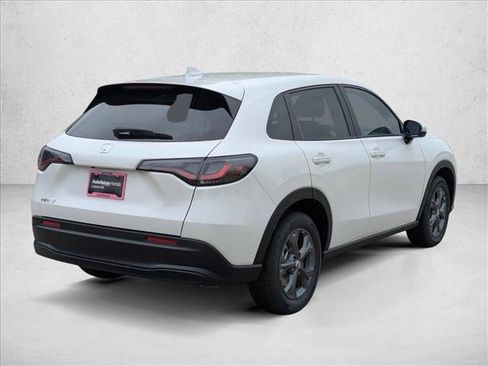 New 2026 Honda HR-V LX image 2